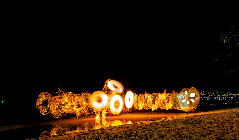 海滩灯光景色图片素材