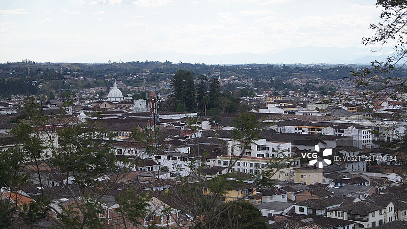 阴天下的城市景观图片素材