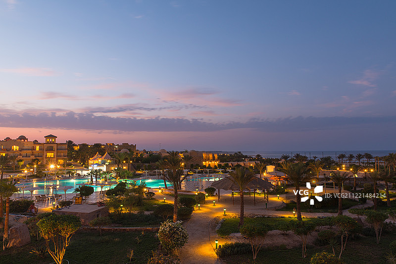 皇家蔚蓝三色堇旅游度假村泳池图片素材