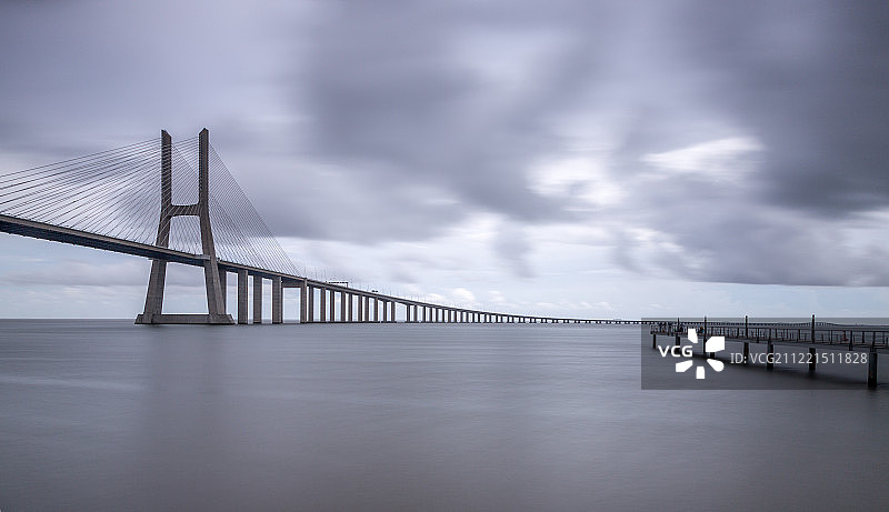 瓦斯科·达·伽马大桥图片素材