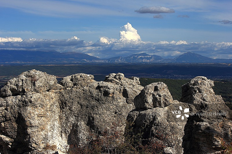 福卡尔基耶普罗旺斯山脉图片素材