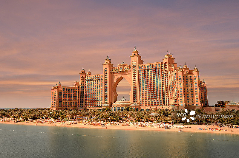 迪拜棕榈岛亚特兰蒂斯酒店图片素材