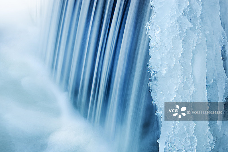 冬季波蒂奇溪瀑布图片素材