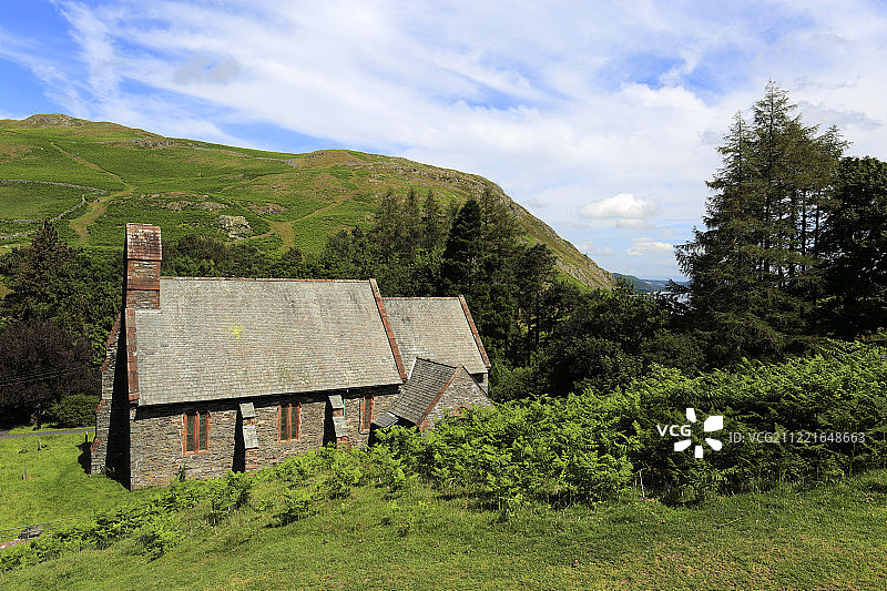 夏季圣彼得教堂景色，马丁代尔，湖区国家公园图片素材