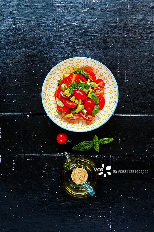 新鲜蔬菜沙拉图片素材