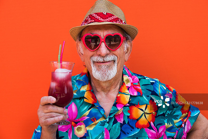 古怪的老年男人肖像图片素材