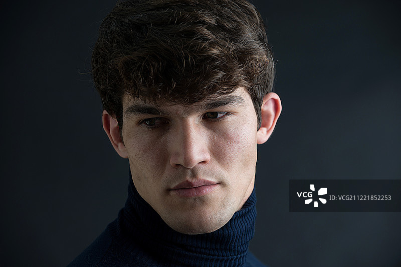 英俊男人的肖像图片素材