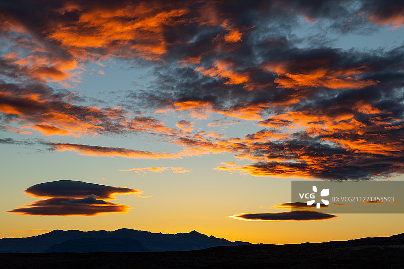 12月日出图片素材