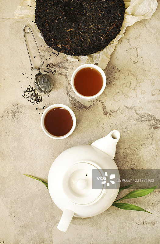中式茶叶：普洱茶饼图片素材
