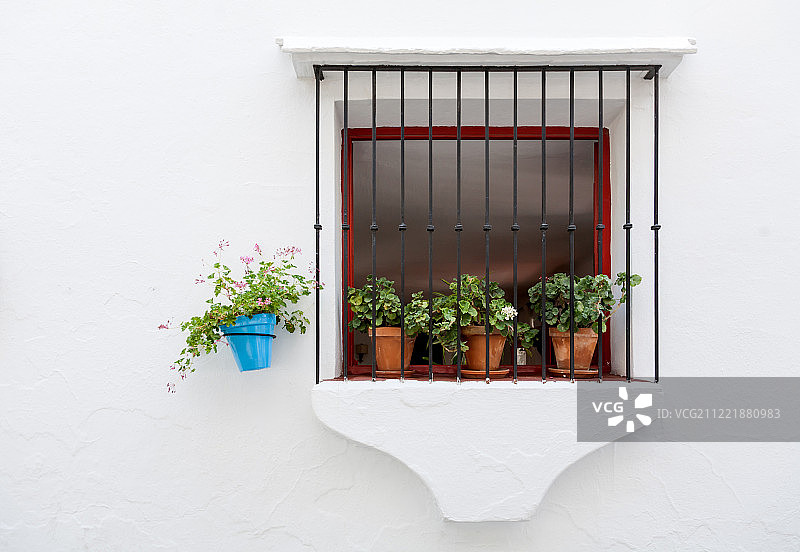 典型的安达卢西亚西班牙白色村庄图片素材