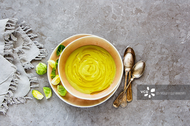 奶油球芽甘蓝汤图片素材