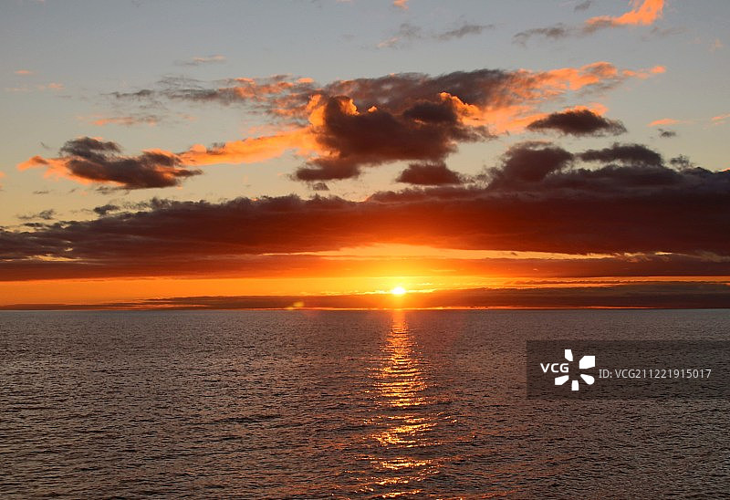 莫干港的星期五傍晚日落图片素材