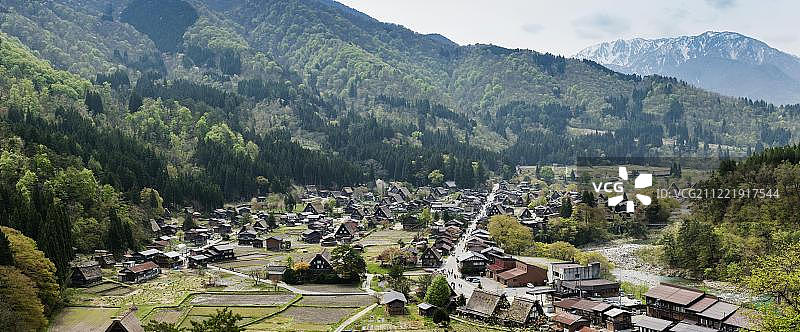 亚洲日本白川乡荻町民俗村全景图片素材