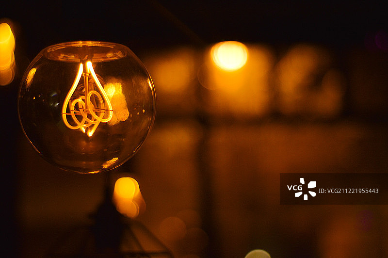 灯泡故事图片素材