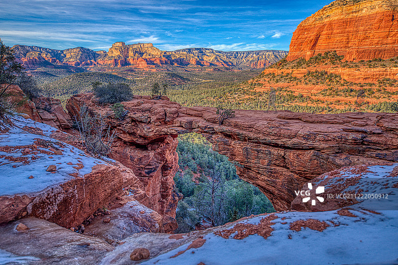 冬季的魔鬼桥图片素材