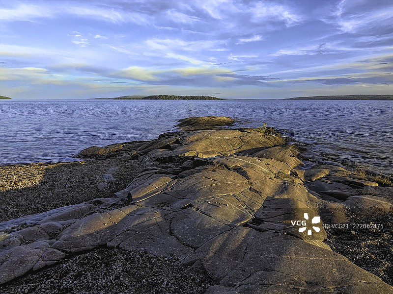 安大略省罗斯波特附近的苏必利尔湖图片素材