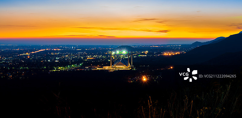 琥珀色的水花图片素材
