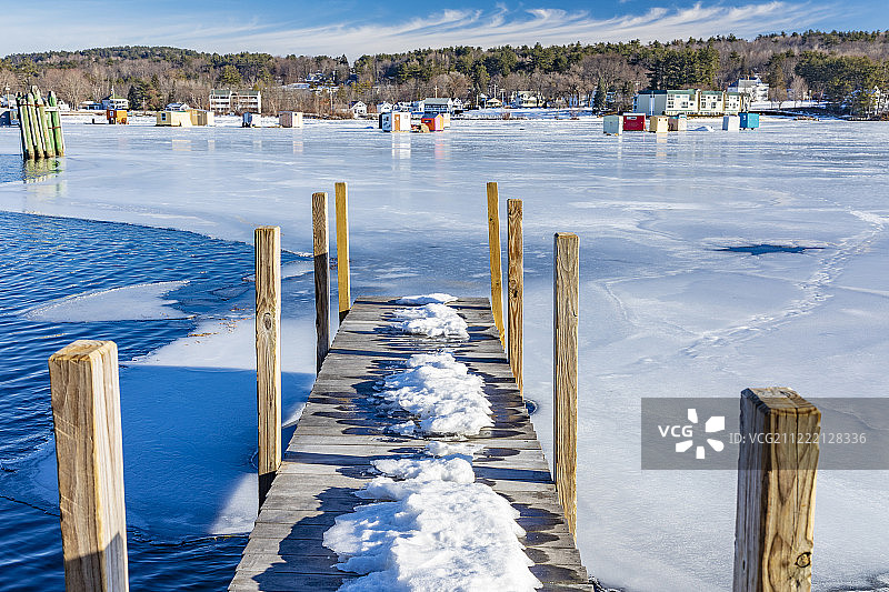 新罕布什尔州梅雷迪思冰钓营地图片素材