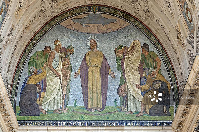 柏林大教堂博物馆岛入口上方的马赛克，德国，欧洲图片素材