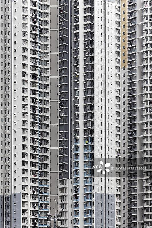 中国香港观塘区坪石邨住宅楼图片素材