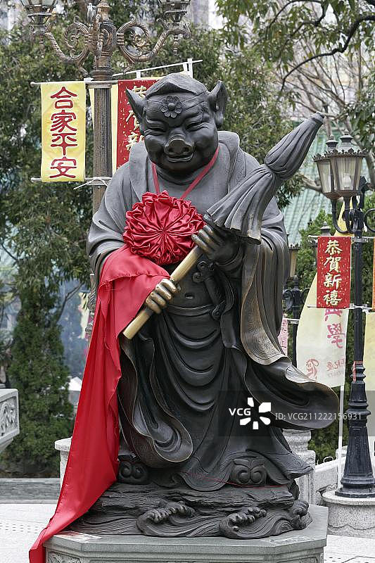 猪，青铜雕像，中国十二生肖，啬色园或黄大仙庙，道教，九龙，中国香港，亚洲图片素材