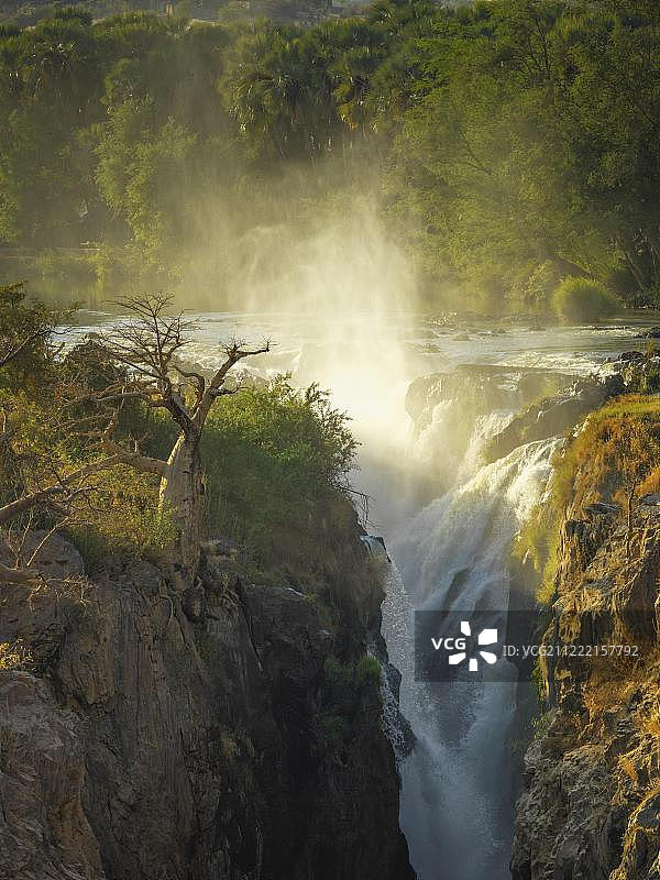 纳米比亚埃普帕瀑布图片素材