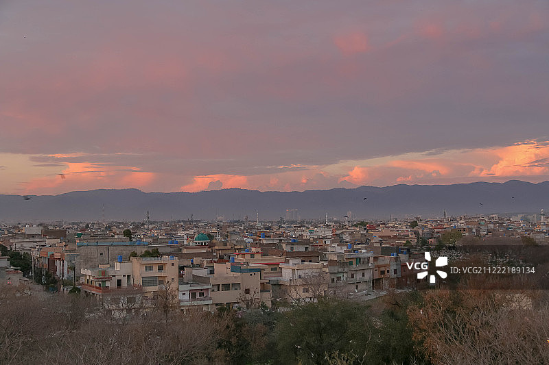 山谷城市鸟瞰图图片素材