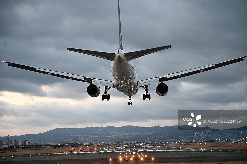 降落伊丹机场图片素材