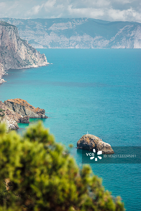 多岩石的海岸线图片素材
