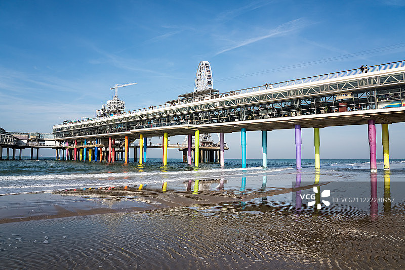 海边的摩天轮图片素材