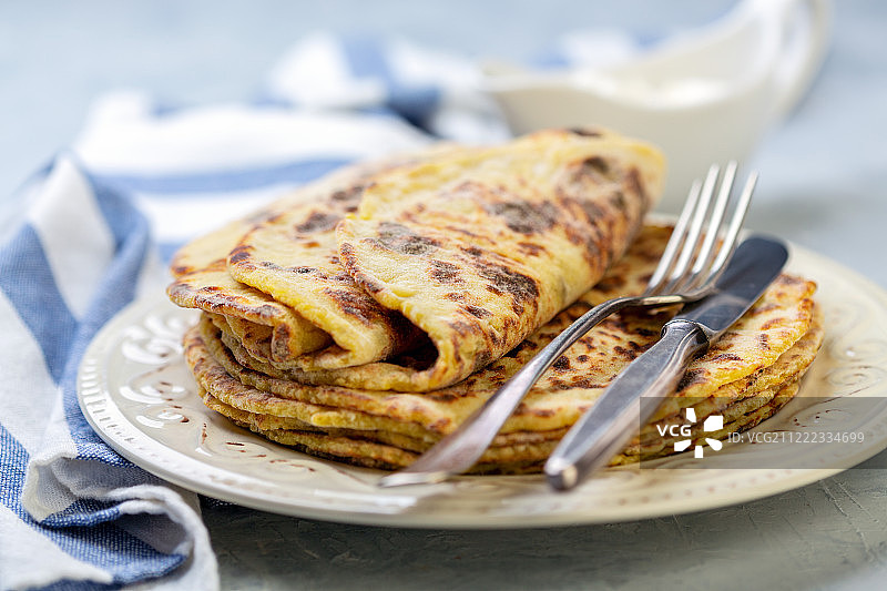 盘中自制土豆饼图片素材
