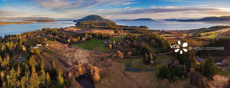 华盛顿卢米岛的春日落日图片素材