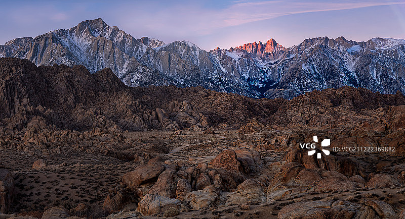 触摸天空图片素材