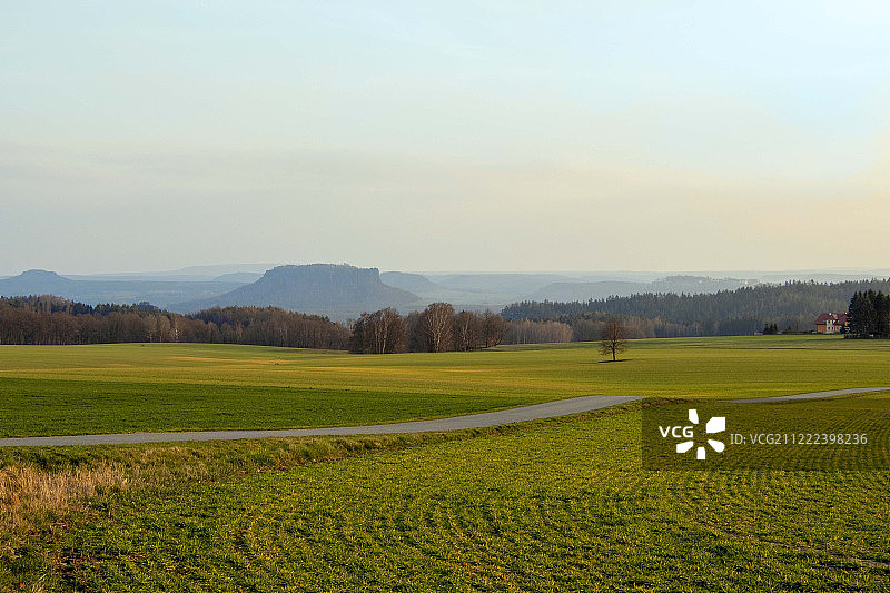 春天的风景图片素材