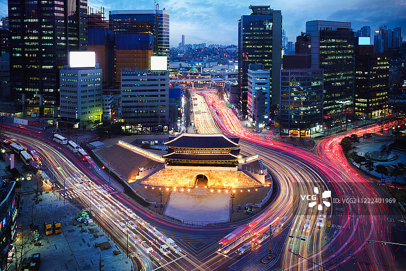 城市中的古建筑图片素材