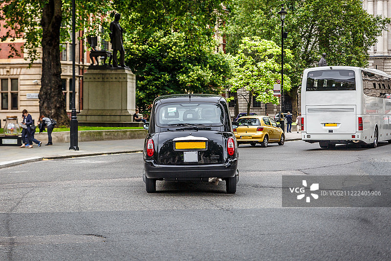 伦敦街道与黑色出租车景色图片素材