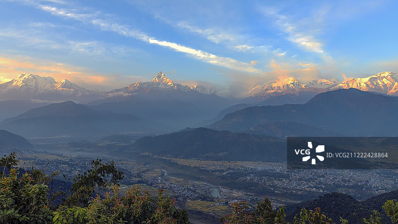 鱼尾峰图片素材