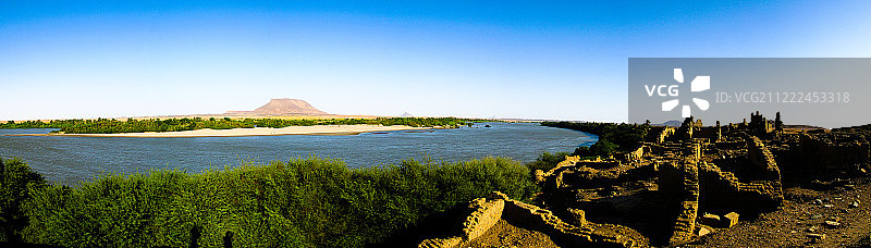 苏丹尼罗河赛岛上的废墟堡垒图片素材