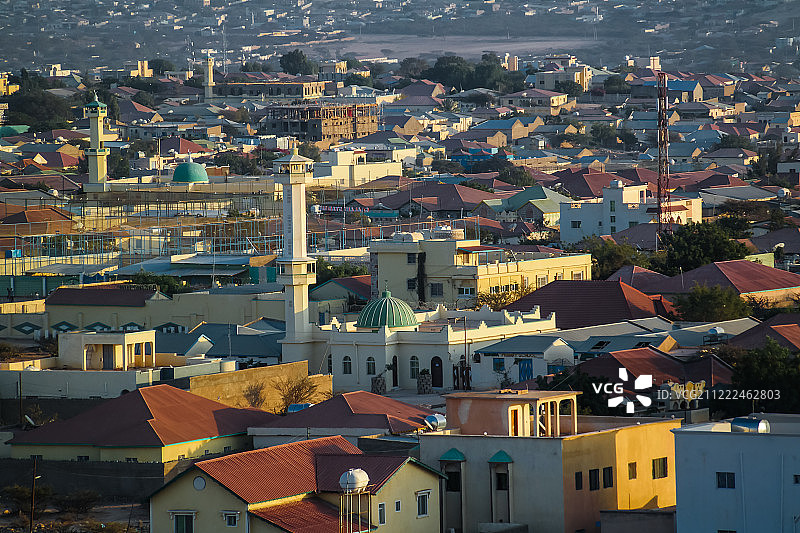 索马里兰最大城市哈尔格萨鸟瞰图片素材
