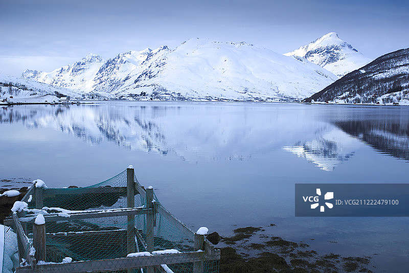 冬季的卡尔峡湾图片素材