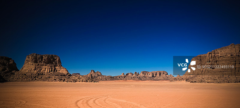 阿尔及利亚塔西利·纳杰尔国家公园布迈丁抽象岩层图片素材