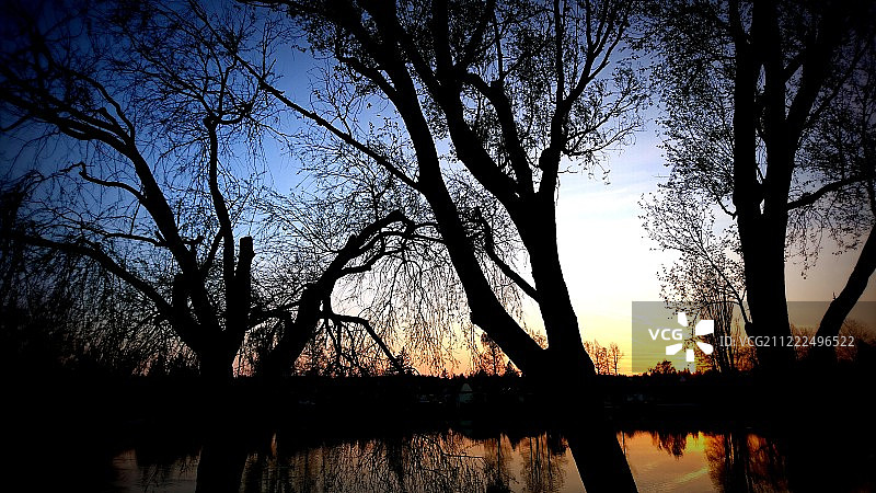 湖畔午后图片素材