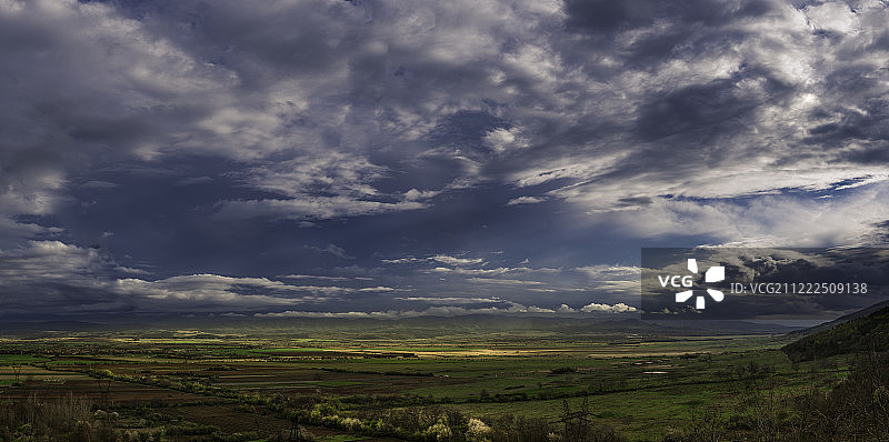 玫瑰谷上的云彩图片素材