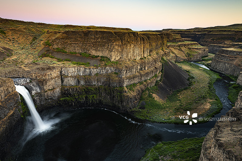 帕卢斯瀑布图片素材