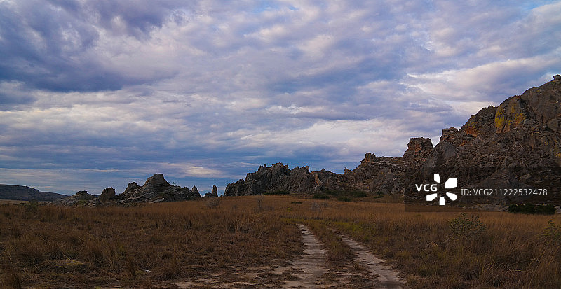 伊萨洛国家公园石窗附近的抽象岩层图片素材