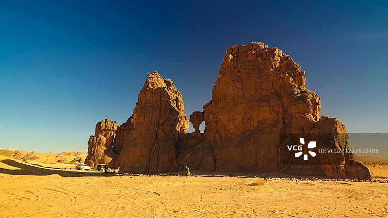 塔西利阿杰尔国家公园的岩层抽象景观，阿尔及利亚图片素材