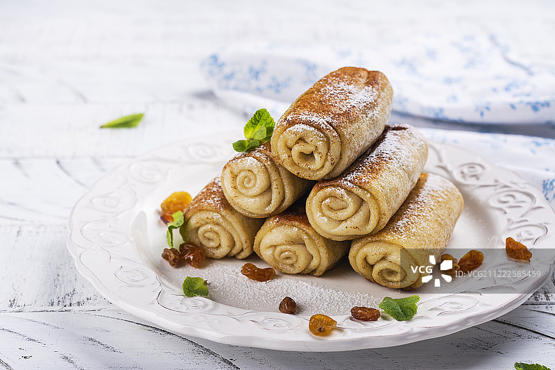 搭配农家奶酪的薄烤饼图片素材