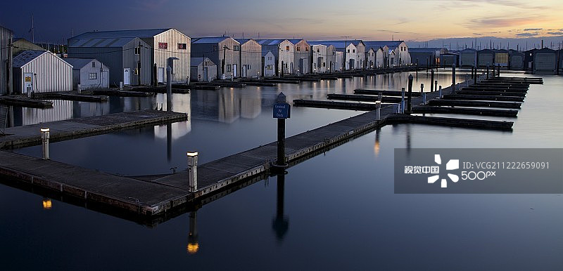 渐逝的光芒图片素材