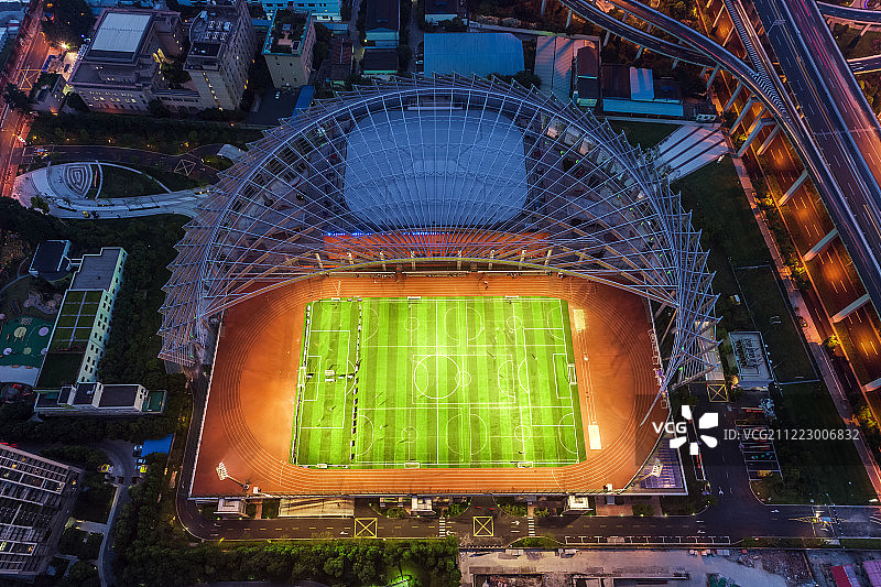 航拍上海静安体育中心夜景图片素材