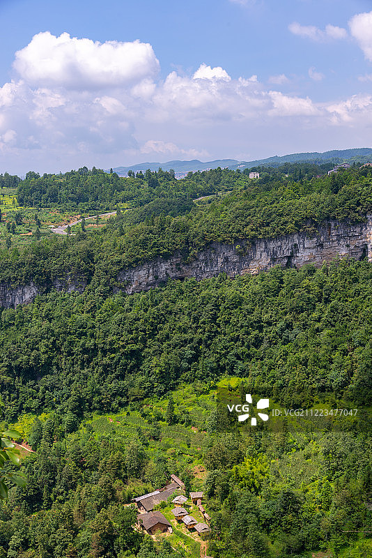 重庆武隆天坑寨子天生三桥图片素材